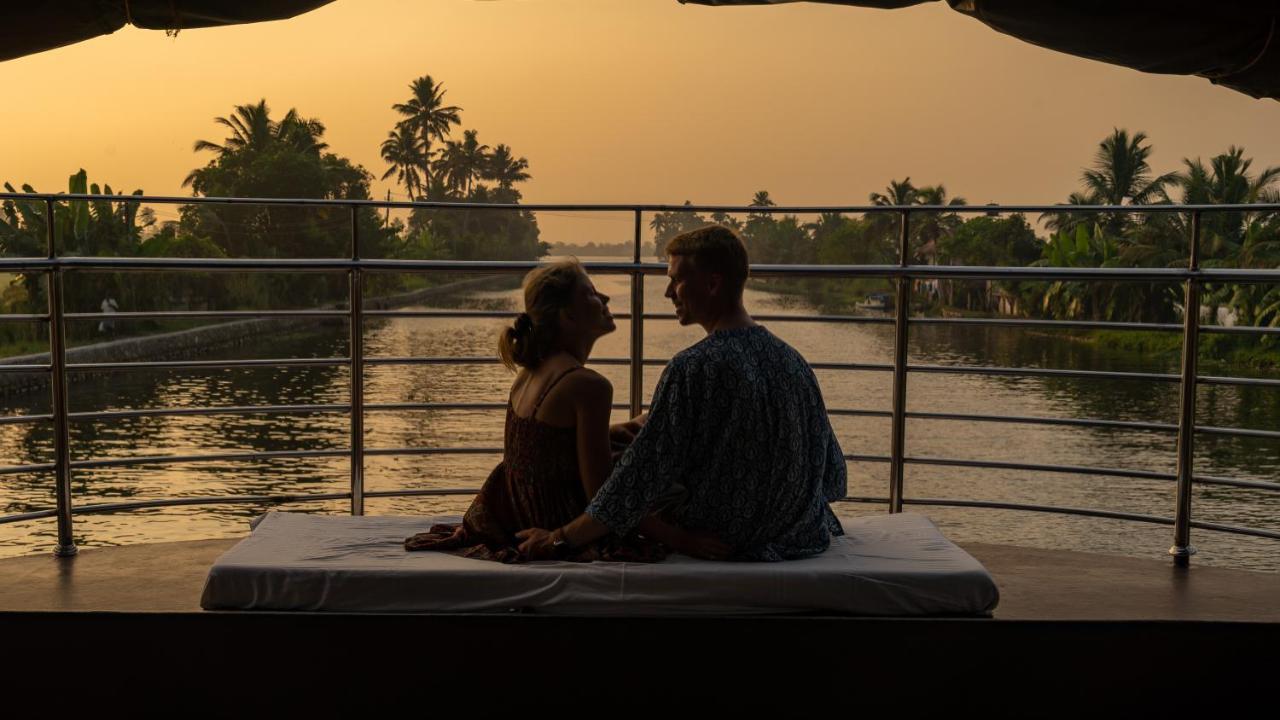 Kera Houseboats Alleppey Alappuzha Zewnętrze zdjęcie