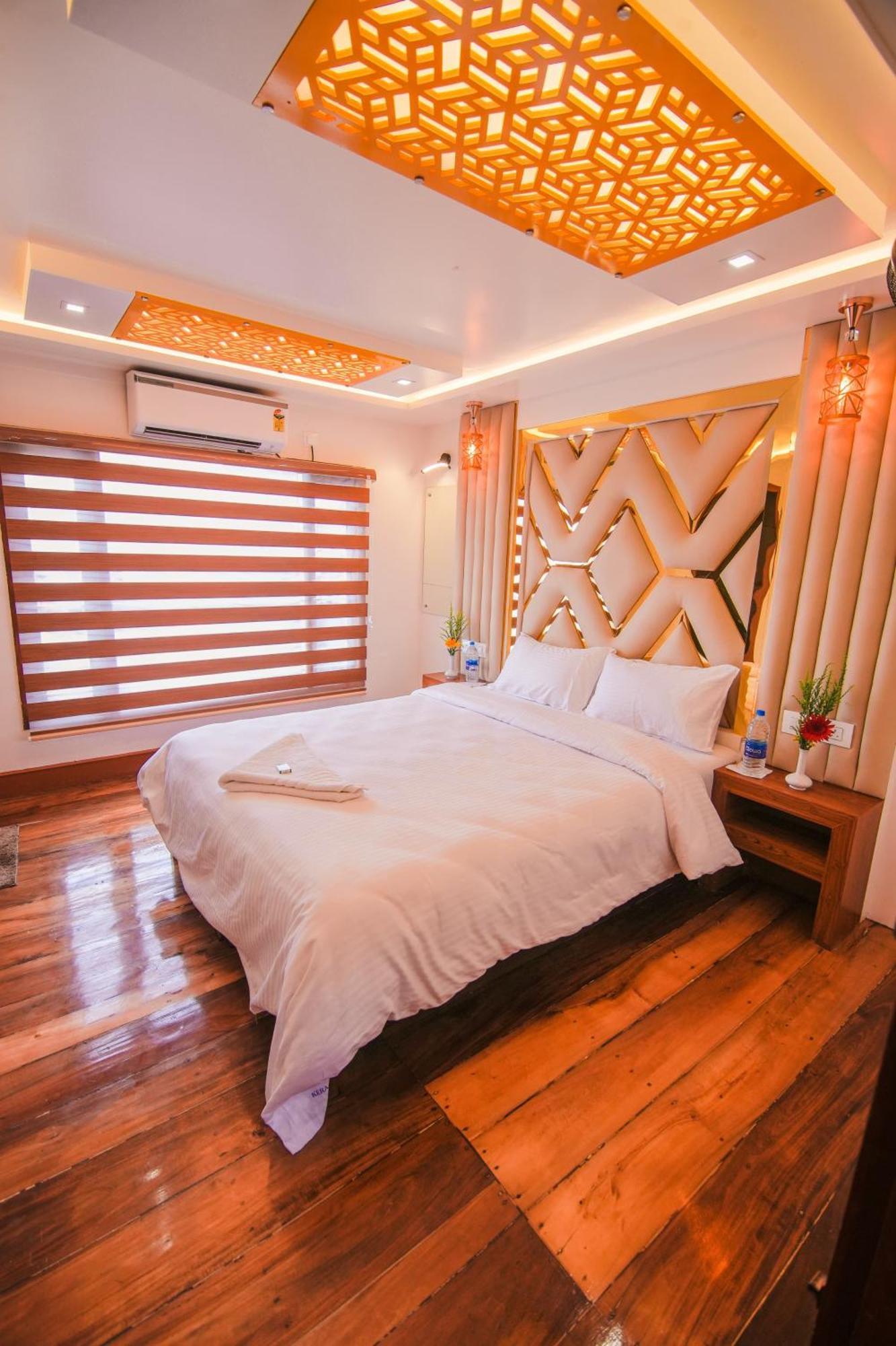 Kera Houseboats Alleppey Alappuzha Zewnętrze zdjęcie